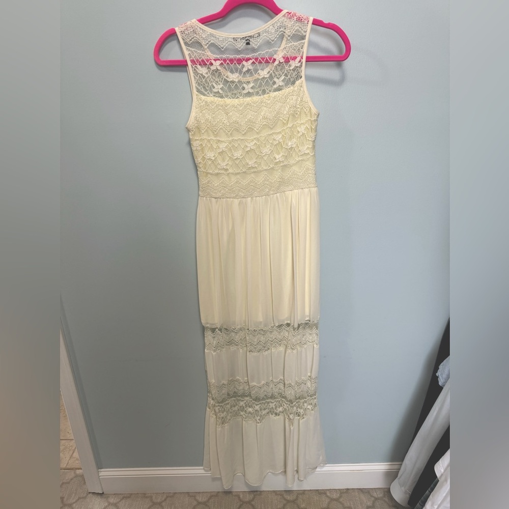 Lulus cream dress size medium